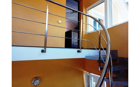 Леєрні огородження з нержавіючої сталі