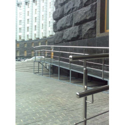 Леєрні огородження з нержавіючої сталі